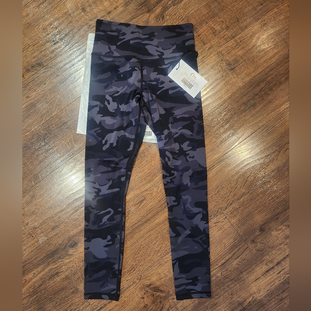Zyia Camo Soft N Snug